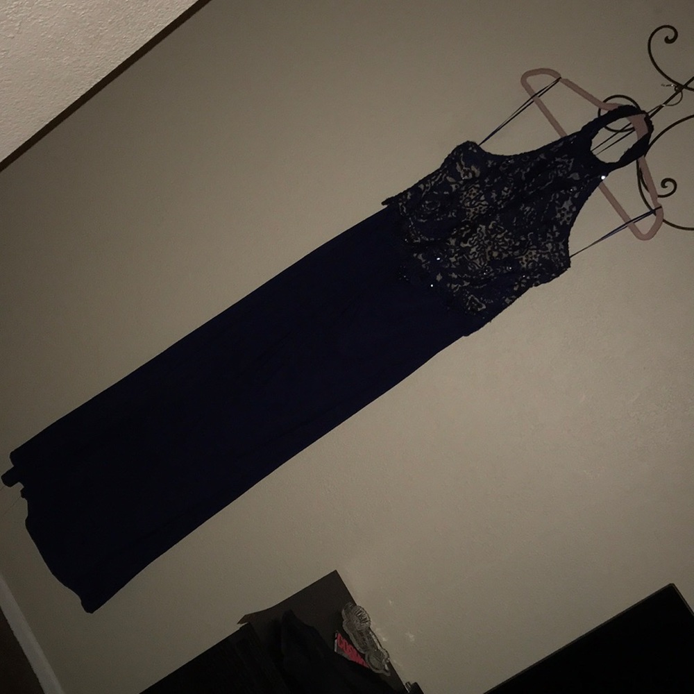 Size 8 gown